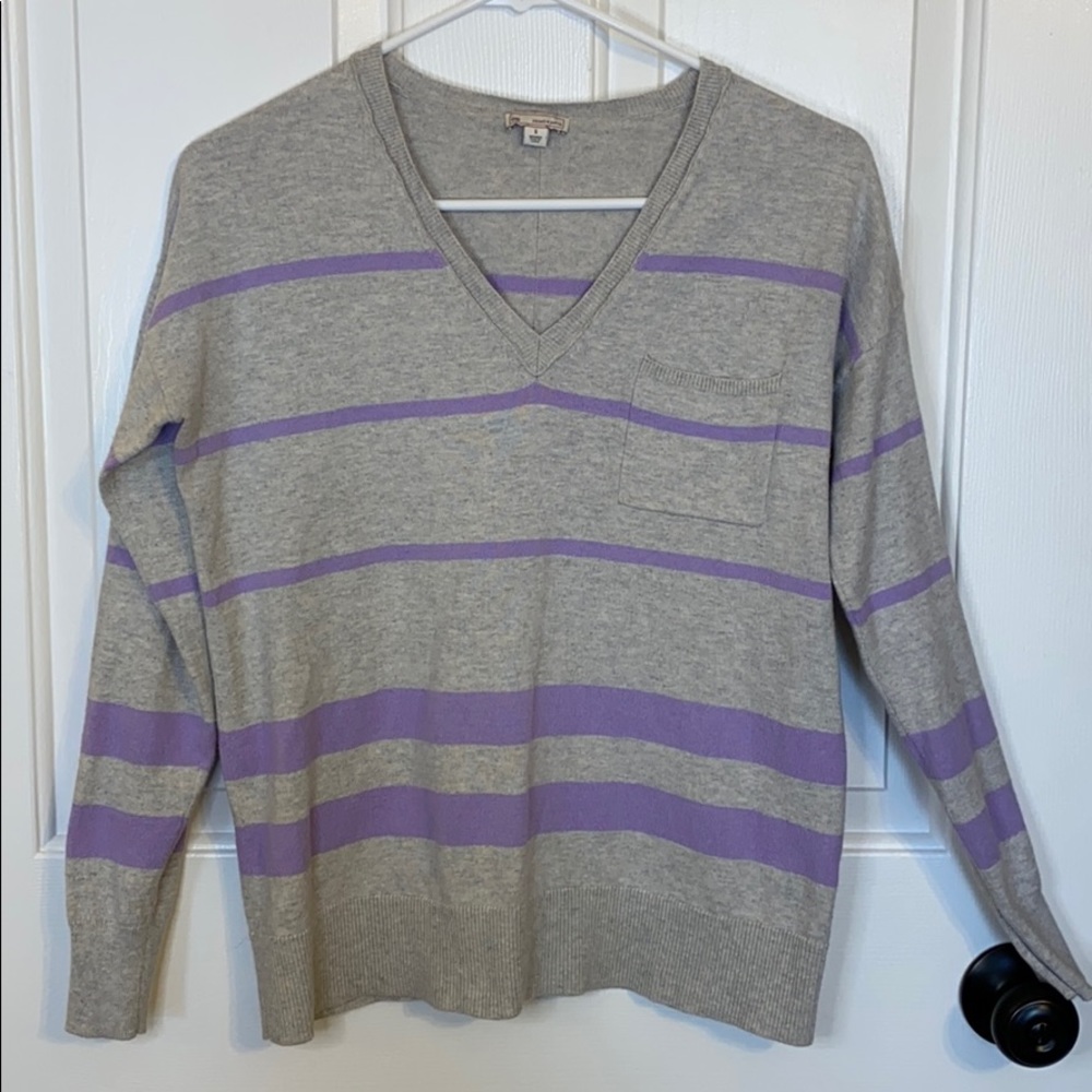 Gap Gray and Purple Striped Sweatshirt Size S